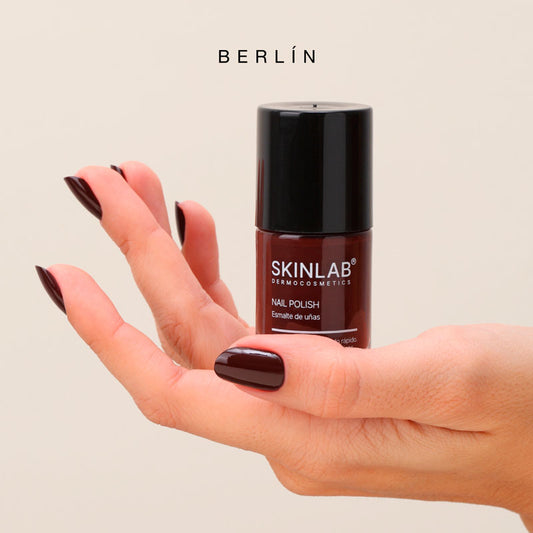 BERLIN - Nail Polish